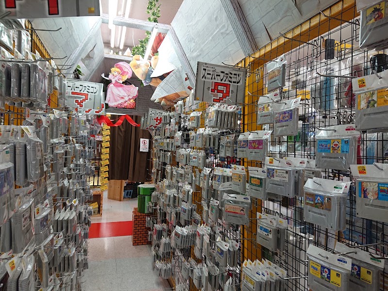 万代書店 川越店 - 写真 10