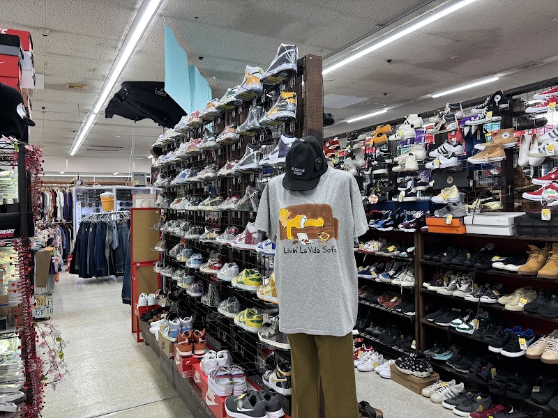 お宝発見一宮店 - 写真 3