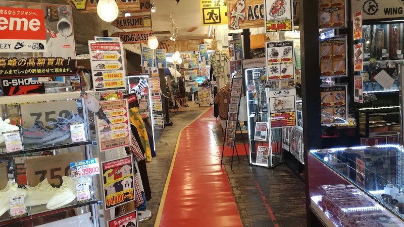 万代 札幌藤野店 - 写真 3